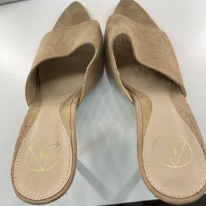 Tan slip on heel